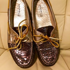 Sperry topsider bronze/gold size 9